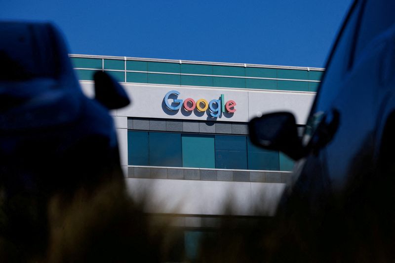 © Reuters. FILE PHOTO: The logo of Google LLC is shown on a building in San Diego, California, U.S., October 9, 2024. REUTERS/Mike Blake/File Photo