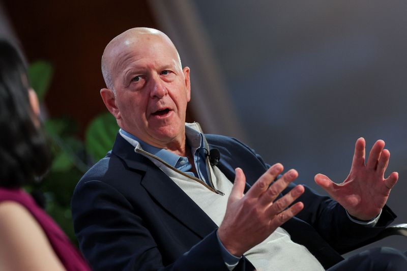 © Reuters. Reuters' U.S. Finance Editor Lananh Nguyen interviews David Solomon, CEO of Goldman Sachs, during the Reuters NEXT conference, in New York City, U.S., December 10, 2024. REUTERS/Mike Segar