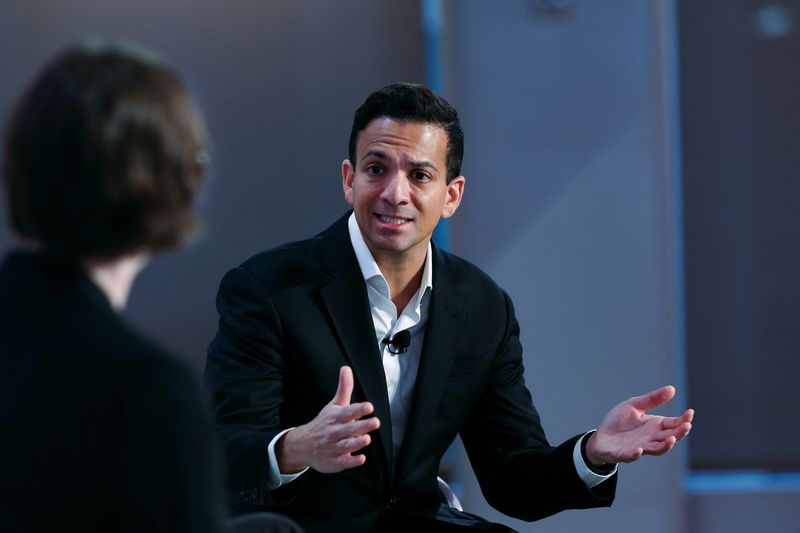 © Reuters. Vin Gupta, Chief Medical Officer of Amazon Pharmacy, speaks during the Reuters NEXT conference, in New York City, New York, U.S., December 11, 2024. REUTERS/Brendan McDermid