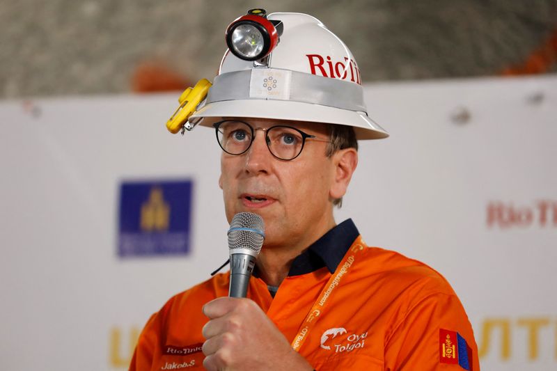 © Reuters. Rio Tinto Chief Executive Jakob Stausholm speaks at a commencement ceremony for the underground production at Oyu Tolgoi copper mine in the Gobi Desert, Mongolia March 13, 2023. REUTERS/B. Rentsendorj/File Photo