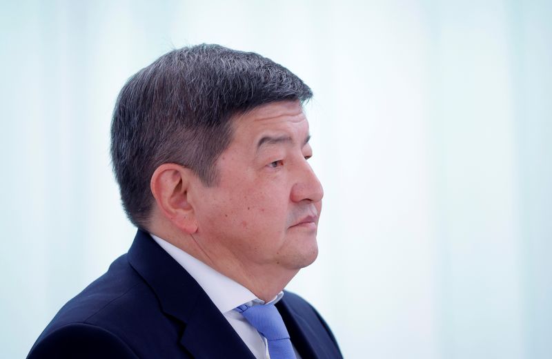 © Reuters. FILE PHOTO: Kyrgyzstan's Chairman of the Cabinet of Ministers Akylbek Japarov attends Sber Business Breakfast at the St. Petersburg International Economic Forum (SPIEF) in Saint Petersburg, Russia June 17, 2022. REUTERS/Maxim Shemetov/File Photo