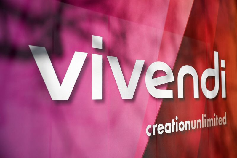 © Reuters. FILE PHOTO: The Vivendi logo is pictured at the company's headquarters in Paris, France, March 4, 2024. REUTERS/Benoit Tessier/File Photo