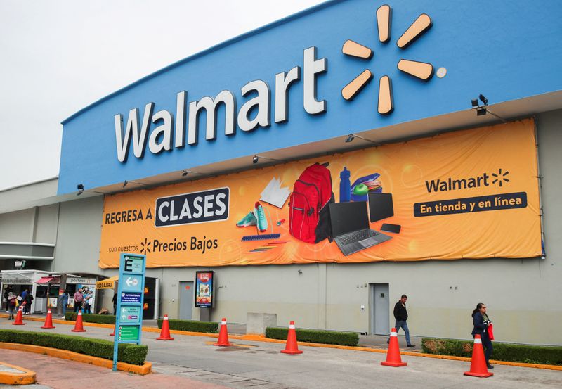 © Reuters. FILE PHOTO: The logo of Walmart is pictured outside a store in Mexico City, Mexico July 27, 2023. REUTERS/Henry Romero/File Photo