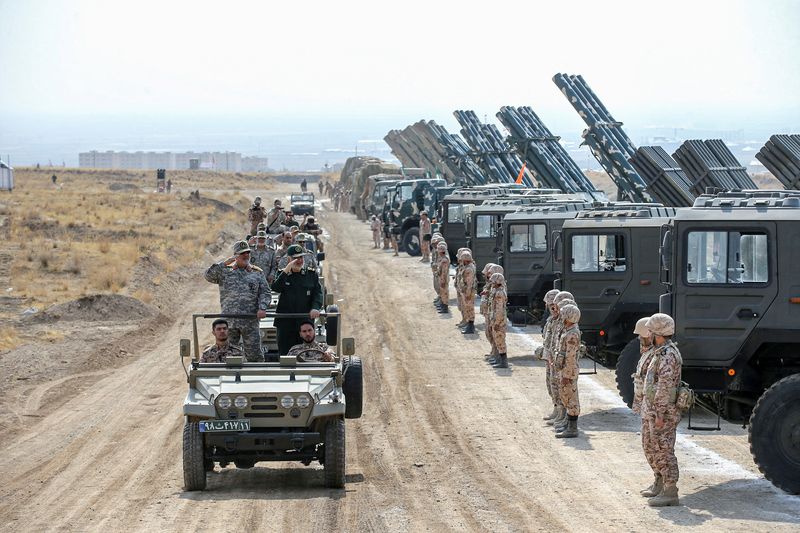 © Reuters. FILE PHOTO: Islamic Revolutionary Guard Corps (IRGC) Commander-in-Chief Major General Hossein Salami reviews military equipment during an IRGC ground forces military drill in the Aras area, East Azerbaijan province, Iran, October 17, 2022. IRGC/WANA (West Asia News Agency)/Handout via REUTERS/File Photo