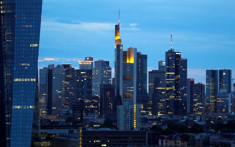 © Reuters. FILE PHOTO: The skyline with its banking district is photographed in Frankfurt, Germany, August 13, 2019. REUTERS/Kai Pfaffenbach/File Photo