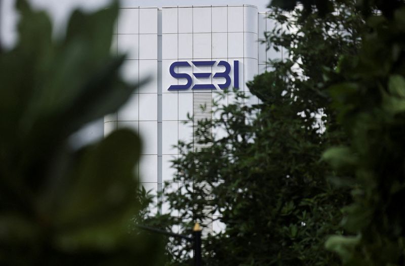 © Reuters. FILE PHOTO: The logo of Securities and Exchange Board of India (SEBI) is seen on its headquarters in Mumbai, India, September 6, 2024. REUTERS/Francis Mascarenhas/File Photo