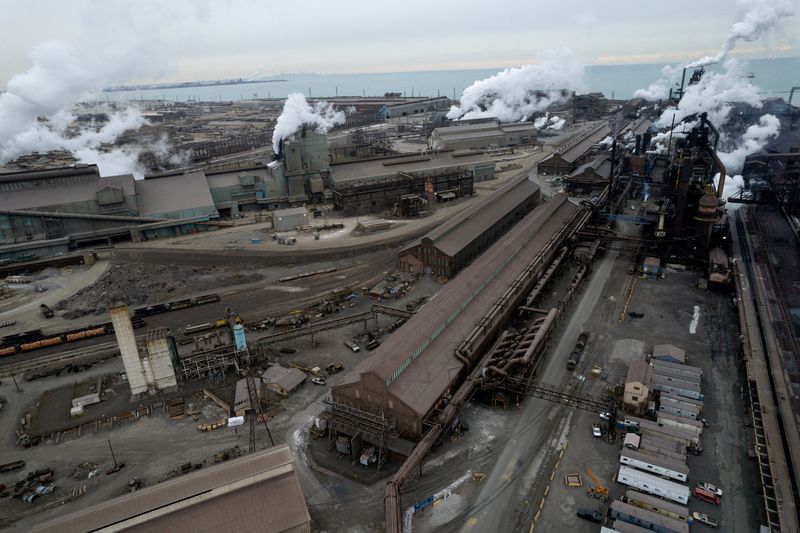 © Reuters. Gary Works steel mill, Gary, Indiana, December 12, 2024. REUTERS/Vincent Alban/File Photo