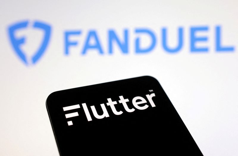 © Reuters. FILE PHOTO: Fanduel and Flutter logos are seen in this illustration taken June 17, 2024. REUTERS/Dado Ruvic/Illustration