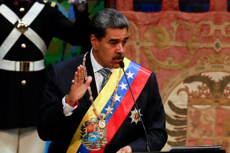 © Reuters. Venezuela's President Nicolas Maduro delivers his annual address to the nation, just days after he was inaugurated for a third term, in Caracas, Venezuela January 15, 2025. REUTERS/Leonardo Fernandez Viloria