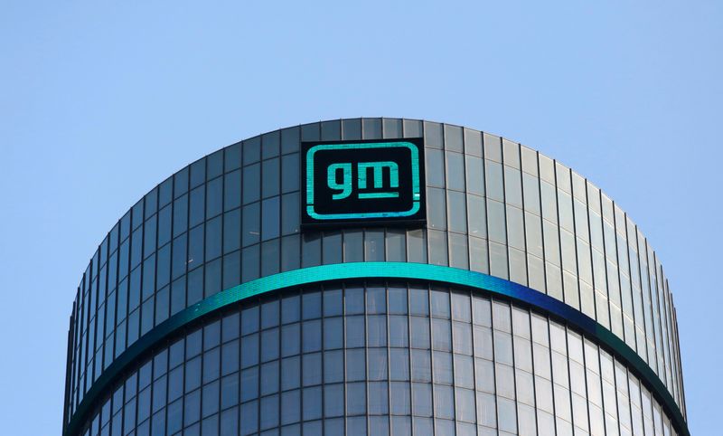 © Reuters. FILE PHOTO: The new GM logo is seen on the facade of the General Motors headquarters in Detroit, Michigan, U.S., March 16, 2021. Picture taken March 16, 2021.  REUTERS/Rebecca Cook/File Photo