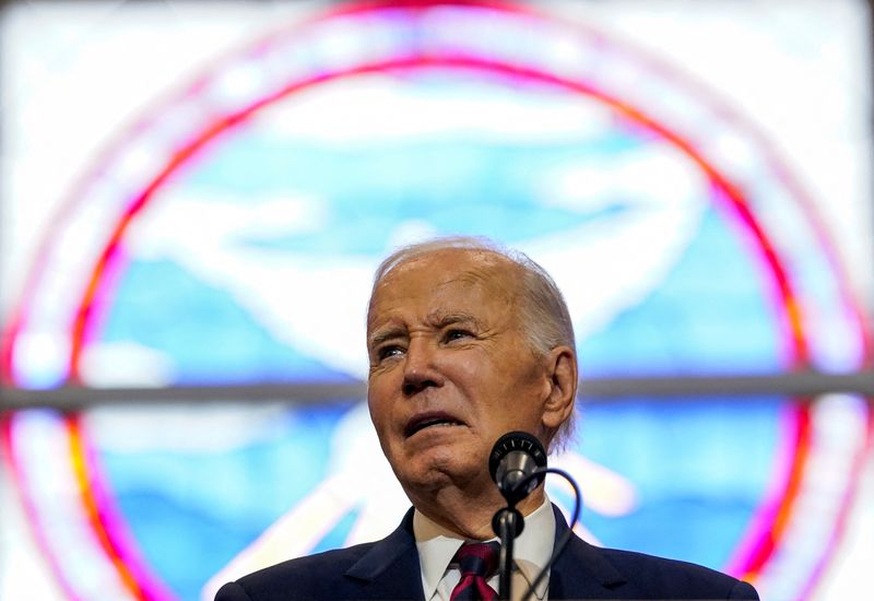 © Reuters. U.S. President Joe Biden speaks to the congregation at  the Royal Missionary Baptist Church in North Charleston, South Carolina, U.S., January 19, 2025. REUTERS/Nathan Howard