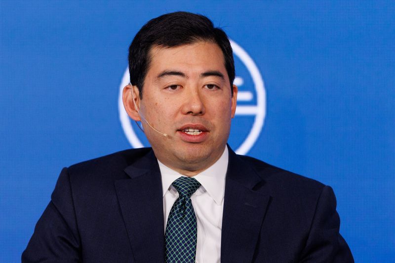 © Reuters. FILE PHOTO: Mark Uyeda, commissioner at U.S. Securities and Exchange Commission, speaks at the 2023 Milken Institute Global Conference in Beverly Hills, California, U.S., May 2, 2023. REUTERS/Mike Blake/File photo