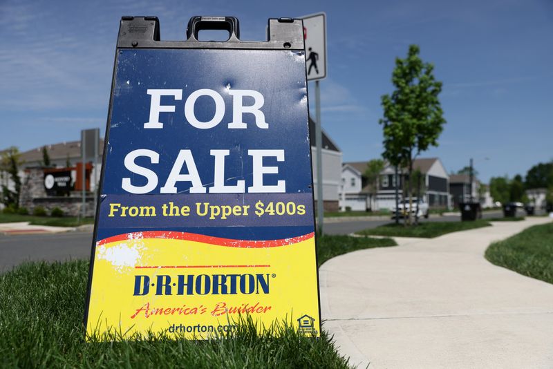 © Reuters. FILE PHOTO: Signage is seen at Medford Walk by D. R. Horton, a home construction company, in Medford, New Jersey, U.S., May 23, 2022. REUTERS/Andrew Kelly/File Photo