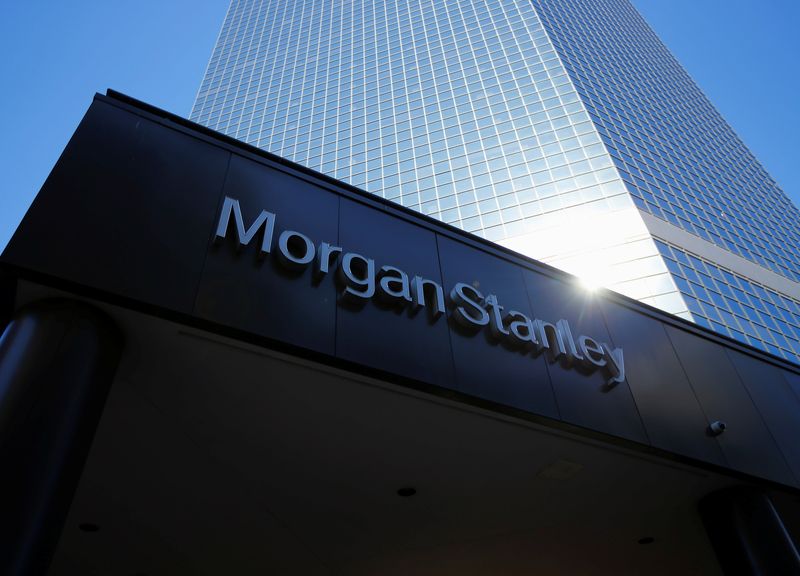 © Reuters. FILE PHOTO: The corporate logo of financial firm Morgan Stanley is pictured on a building in San Diego, California September 24, 2013.  REUTERS/Mike Blake/File Photo