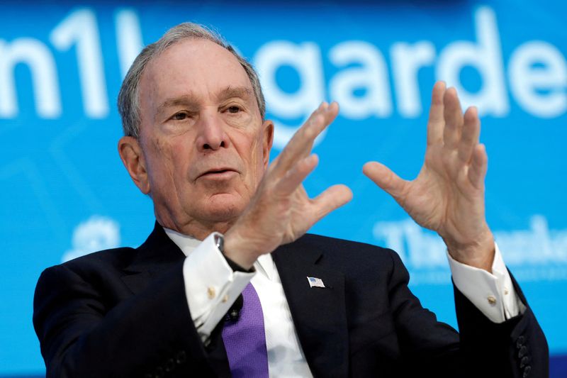 © Reuters. FILE PHOTO: Special envoy to the United Nations for climate change Michael Bloomberg speaks during the One-on-One discussion panel with International Monetary Fund (IMF) Managing Director Christine Lagarde on side of the IMF/World Bank spring meeting in Washington, U.S., April 19, 2018. REUTERS/Yuri Gripas/File Photo