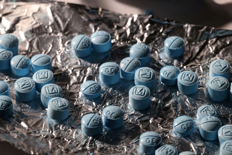 © Reuters. FILE PHOTO: Pills are seen pressed from a pill press at Reuters' office in New York City, U.S., June 24, 2024. REUTERS/Andrew Kelly/File Photo