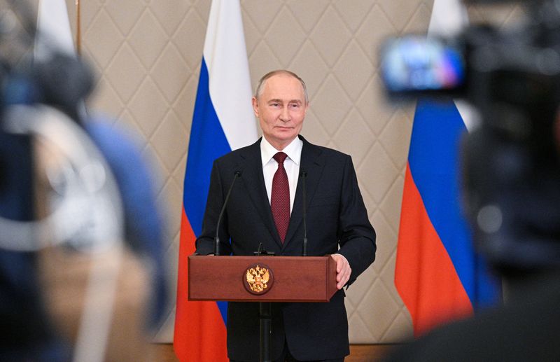 © Reuters. FILE PHOTO: Russian President Vladimir Putin attends a press conference following the Collective Security Treaty Organisation (CSTO) summit in Astana, Kazakhstan, November 28, 2024. Sputnik/Ramil Sitdikov/Kremlin via REUTERS/File Photo